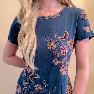 •lightweight•flattering•beautiful colors•